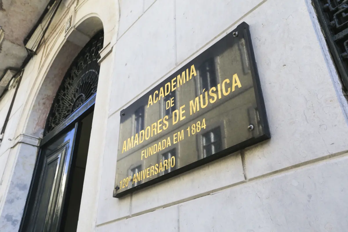 Imagem de contexto do artigo Academia de Amadores de Música em protesto: sem novas instalações, "certamente teremos o final da instituição a prazo"