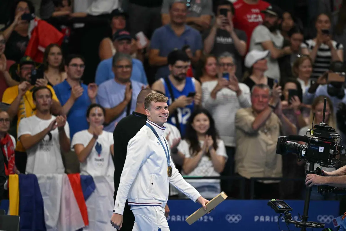 O nadador francês Léon Marchand