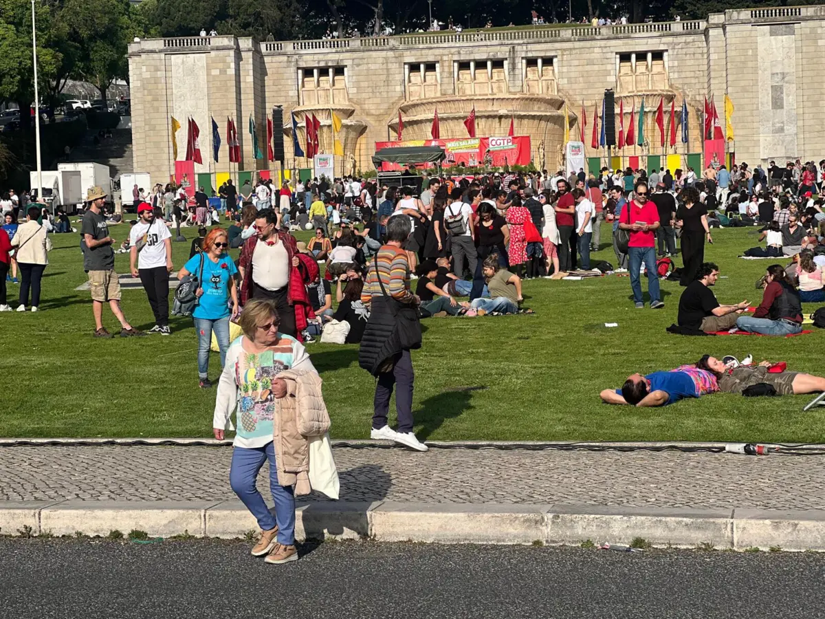 Imagem de contexto do artigo Celebrar o 1.º de Maio aos 83 anos: "É fazer aquilo que no tempo da outra senhora não tínhamos autorização"