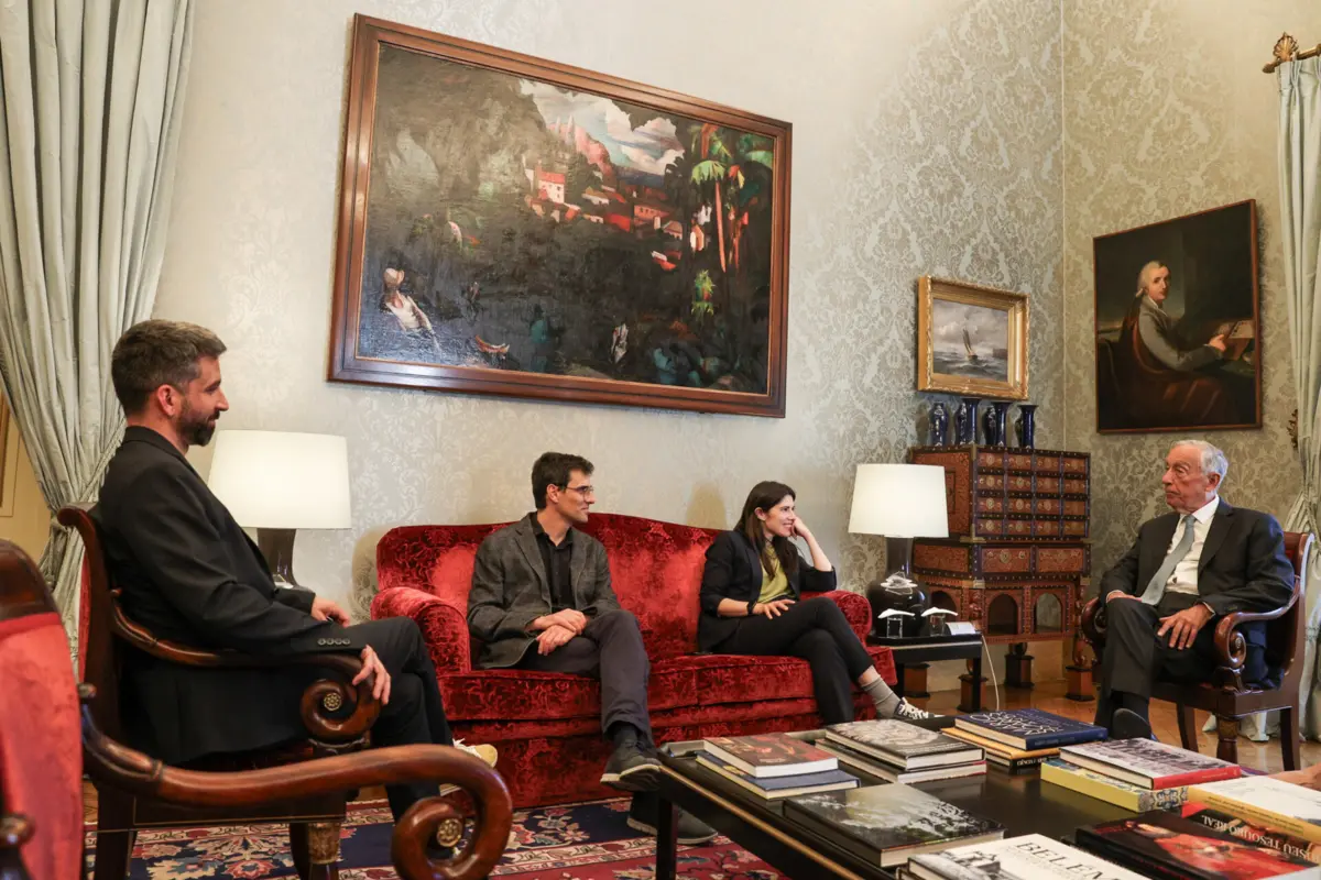 Imagem de contexto do artigo Mortágua diz que direita "quer atacar" Constituição e pede que os partidos se unam para "impedir revisão"