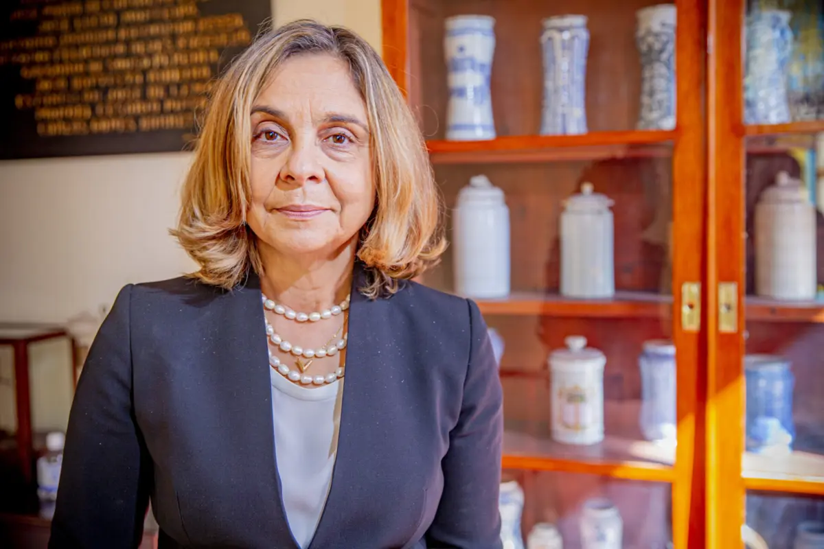 Imagem de contexto do artigo Ana Paula Martins, a farmacêutica que chega a ministra da Saúde aos 58 anos