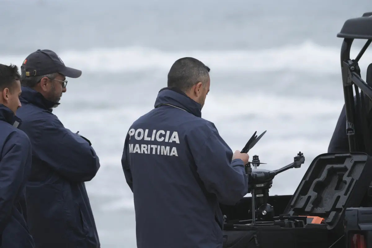 Imagem de contexto do artigo Pescador em estado grave transferido da Figueira da Foz para Coimbra após naufrágio