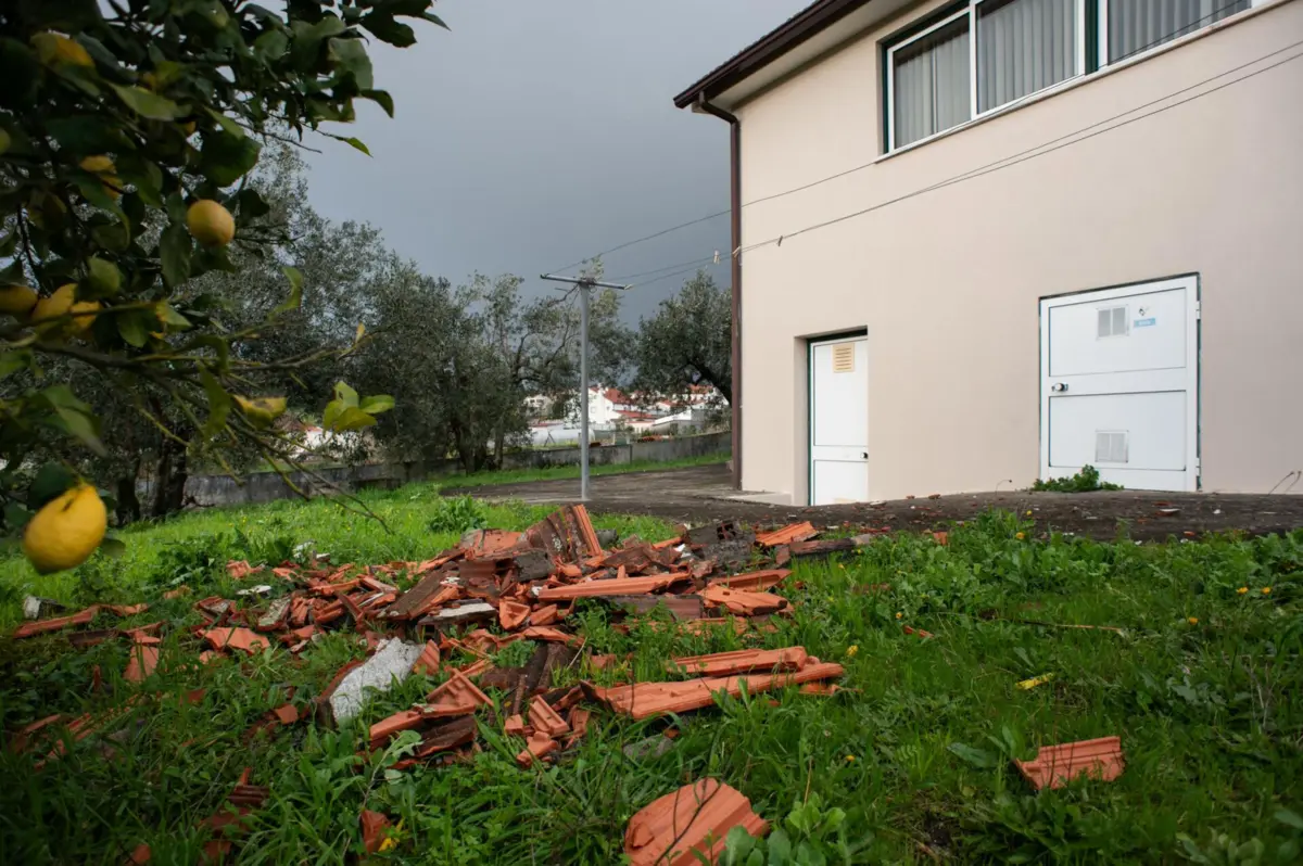 Imagem de contexto do artigo Sem energia e água, São Simão de Litém ameaça não votar neste domingo