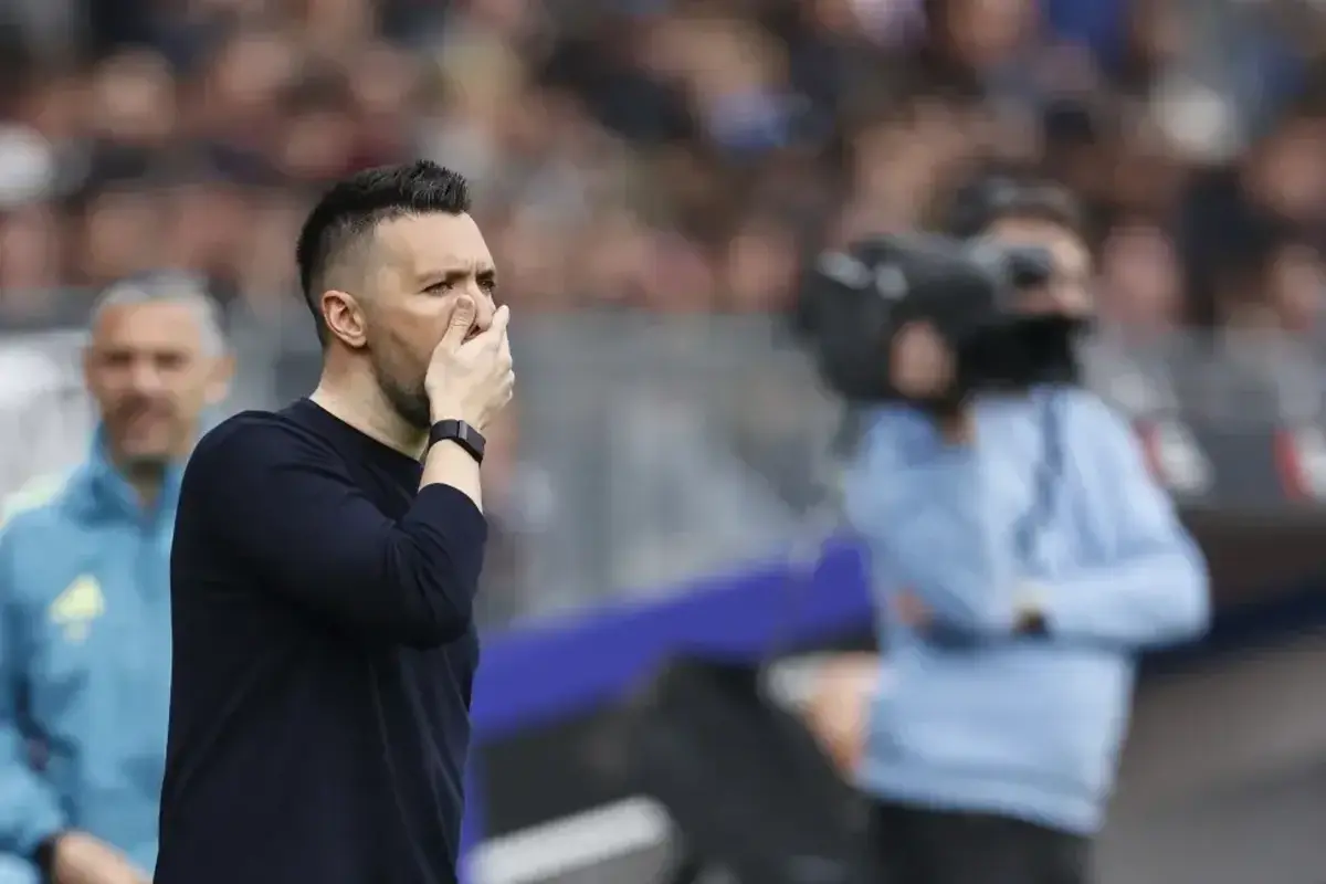 Imagem de contexto do artigo Francesco Farioli já está em Portugal para ser o novo treinador do FC Porto