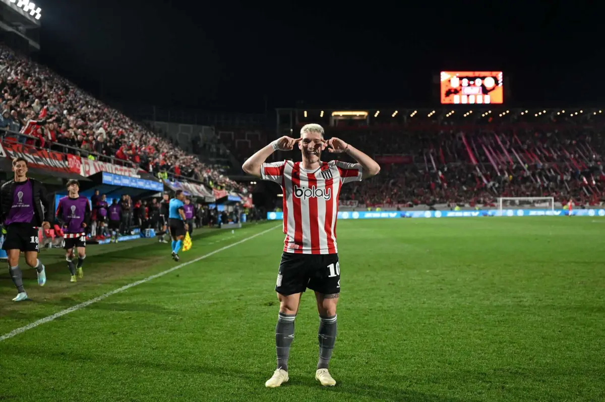 O pé esquerdo e a velocidade de Rollheiser chamaram a atenção do coordenador da formação do River