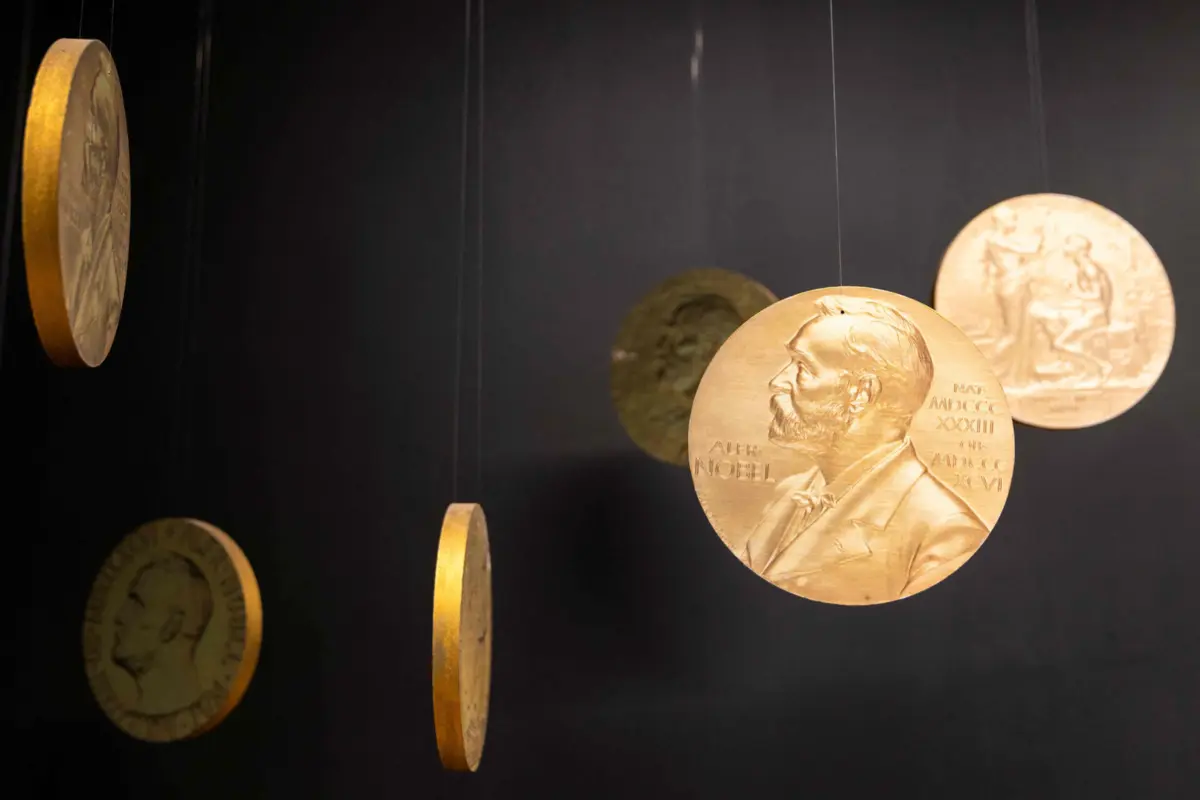 A entrega do Nobel da Paz realiza-se a 10 de dezembro