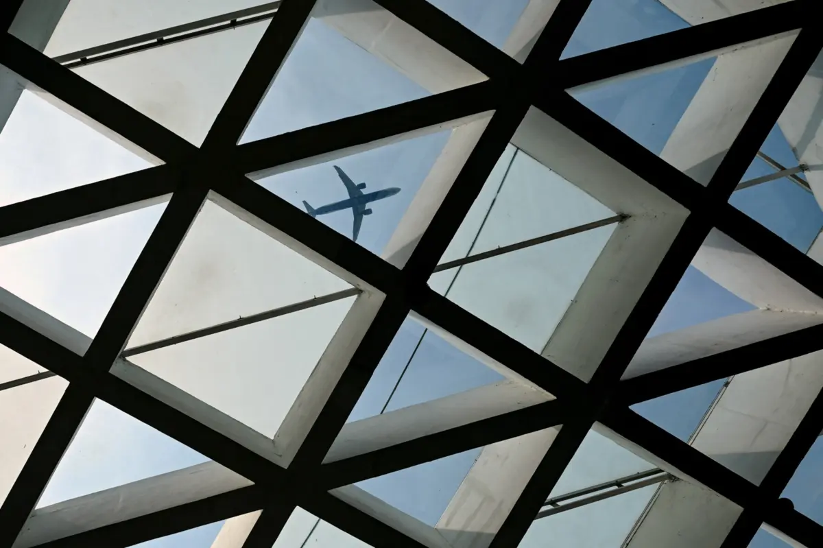 Imagem de contexto do artigo Terminal 4 do aeroporto londrino de Heathrow parcialmente encerrado