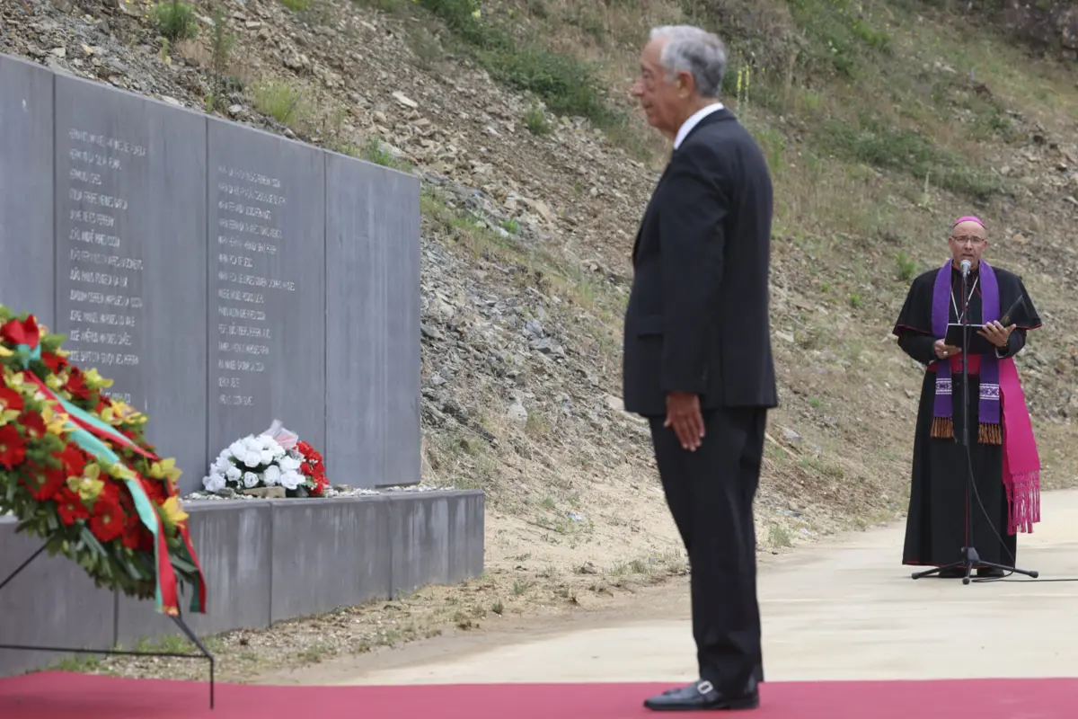 Imagem de contexto do artigo Cerimónias do 10 de Junho: Marcelo presta homenagem a vítimas dos incêndios de 2017