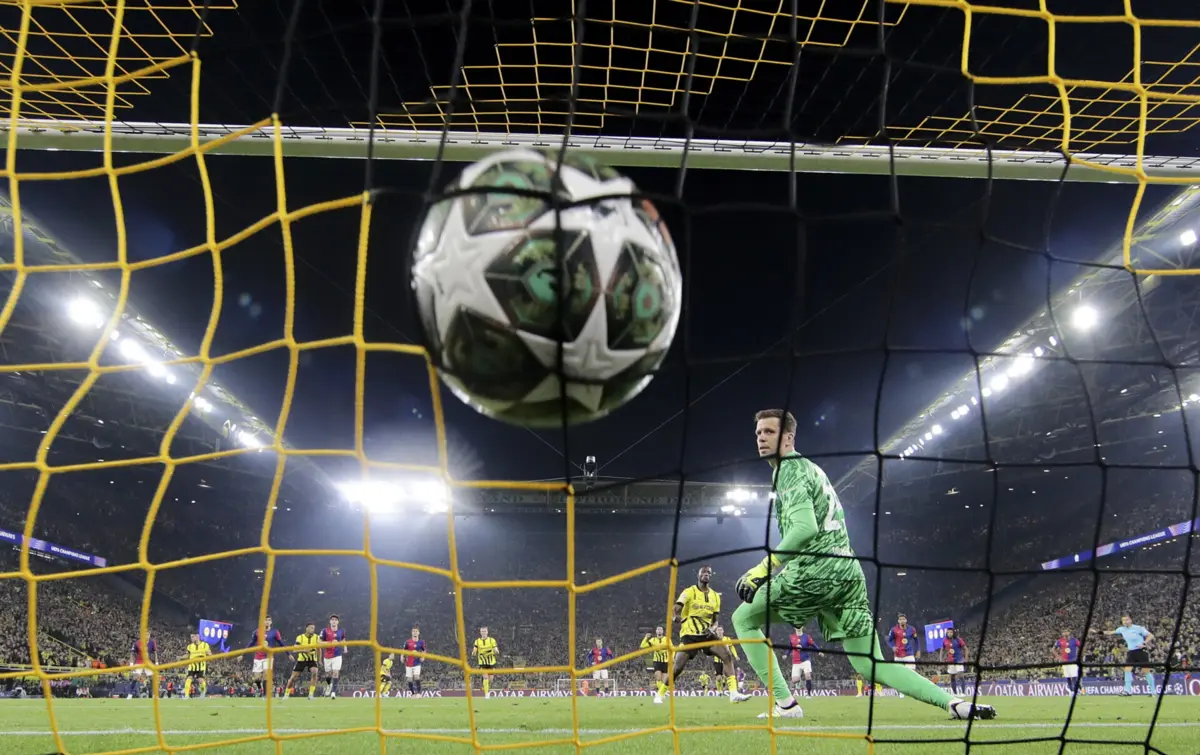 Imagem de contexto do artigo FC Barcelona e PSG estão nas meias-finais da Liga dos Campeões. Veja os resumos dos jogos