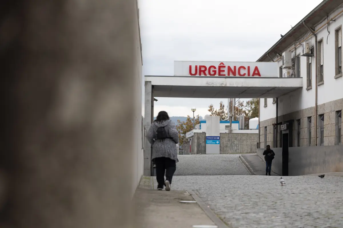 Imagem de contexto do artigo "Vocação" adiada: quando "o dinheiro move o mundo", médicos de 25 anos também escolhem ser tarefeiros