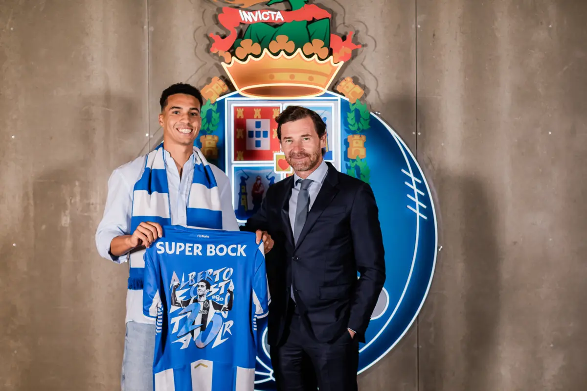 Imagem de contexto do artigo FC Porto contrata lateral Alberto Costa à Juventus por 15 milhões de euros