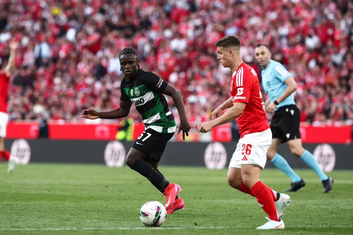 Imagem de contexto do artigo Quenda e Debast suspensos por um jogo e falham Supertaça frente ao Benfica