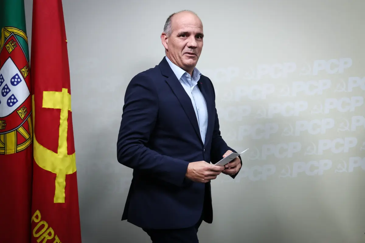 Imagem de contexto do artigo Nacionalizações ou privatizações, qual a melhor lista? IL defende PPP, CDU responde que "crianças não pagam mas também não andam"