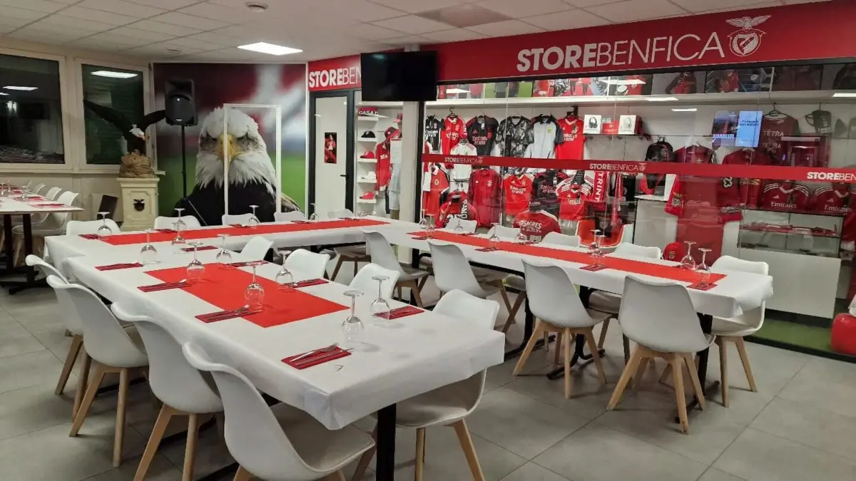 Imagem de contexto do artigo Um pedaço de Portugal na Suíça: Casa do Benfica é lar dos emigrantes de todos os clubes no coração de Genebra