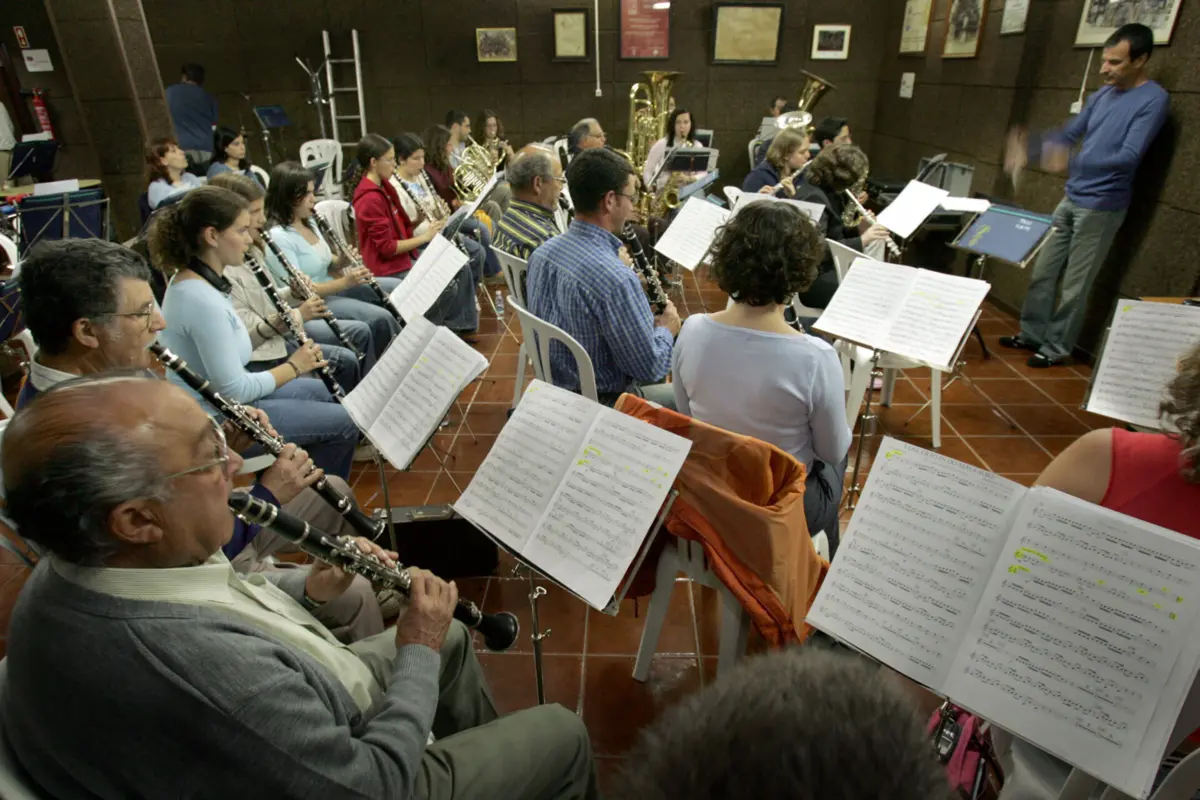 A Filarmónica assegura que compra aos compositores muitas das obras do seu reportório