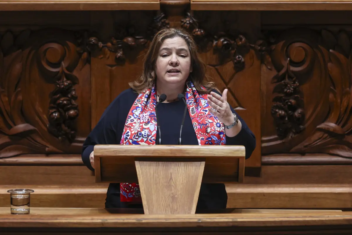 Imagem de contexto do artigo PS vota contra “Orçamento de direita” e pode impedir que AD “continue a governar”