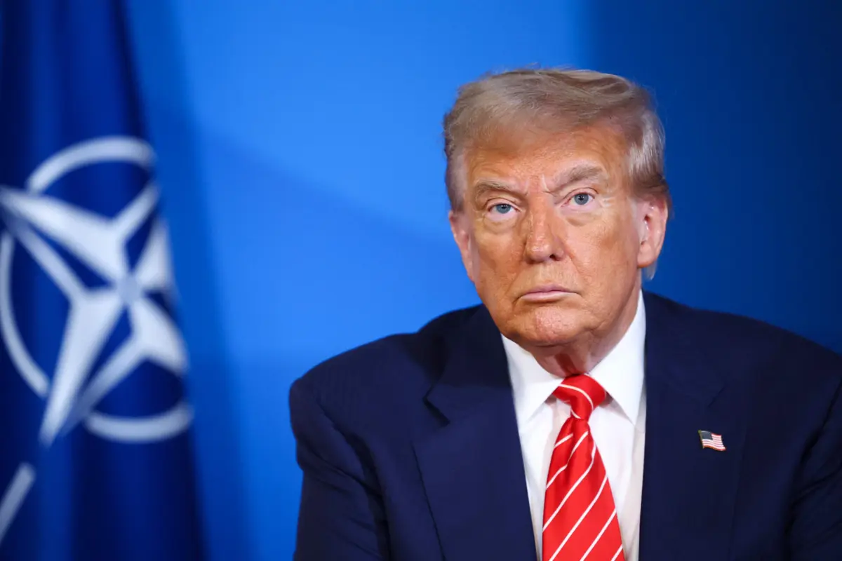 Imagem de contexto do artigo Trump anuncia fim de negociações comerciais com o Canadá após "ofensa direta e flagrante"