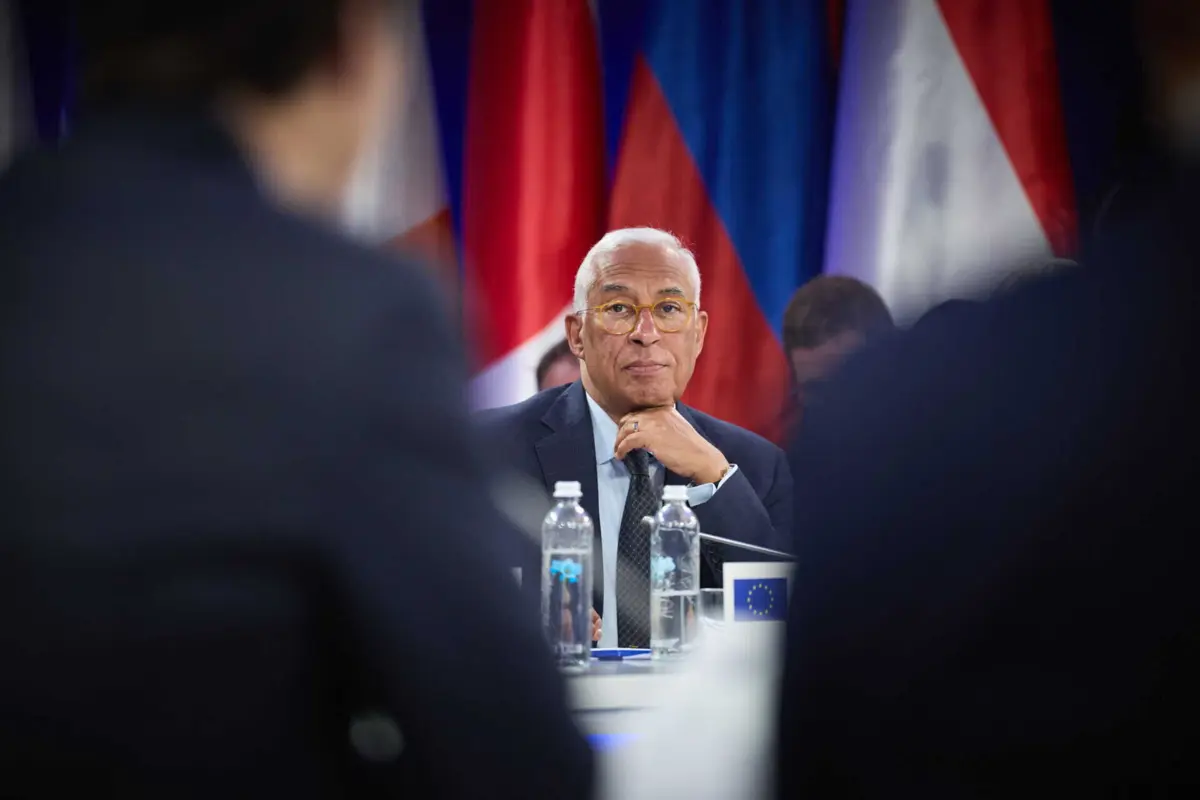 Imagem de contexto do artigo "Fundamental é que guerra pare." Costa quer reuniões quadrilaterais em "momento crítico" e onde "nada está garantido"