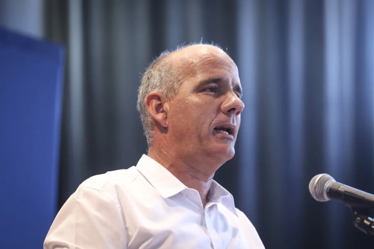 Imagem de contexto do artigo Raimundo acusa PS de estar adormecido perante “maioria de direita com muita pressa”