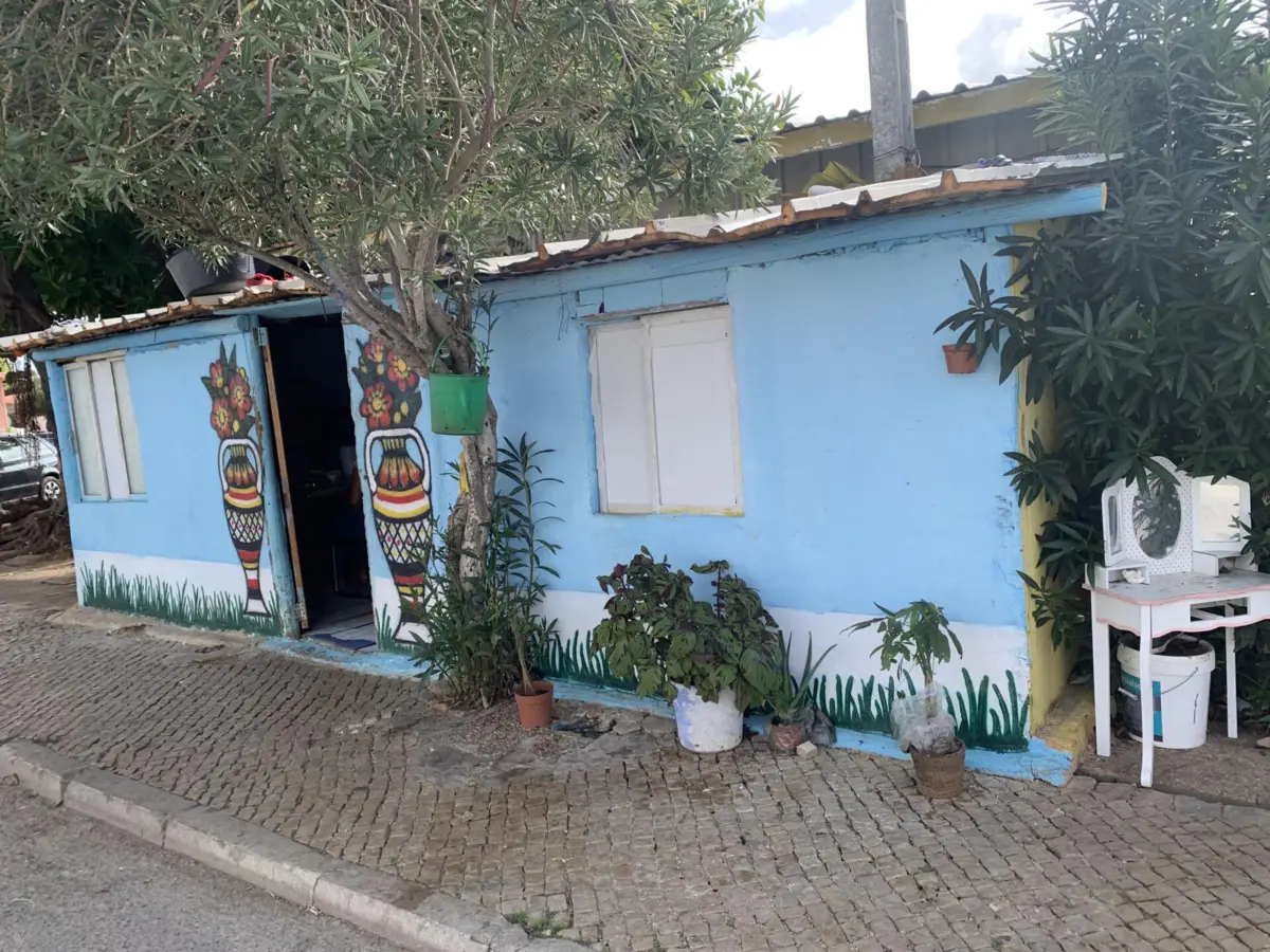 Imagem de contexto do artigo "Portugal não pode ser o país do ódio." Bairro Horta da Areia trabalha com comunidade cigana e tenta mudar mentalidades