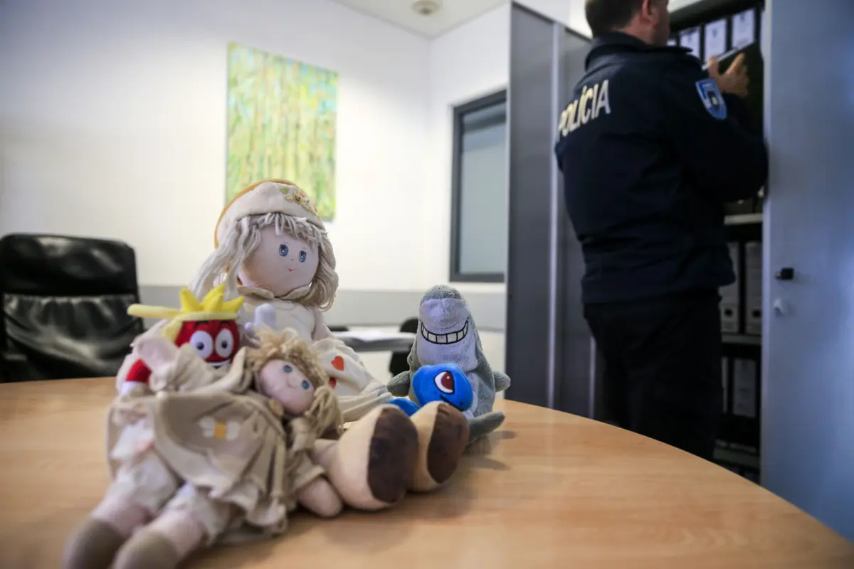 Imagem de contexto do artigo Detidas 20 pessoas em operação internacional contra pornografia que inclui Portugal