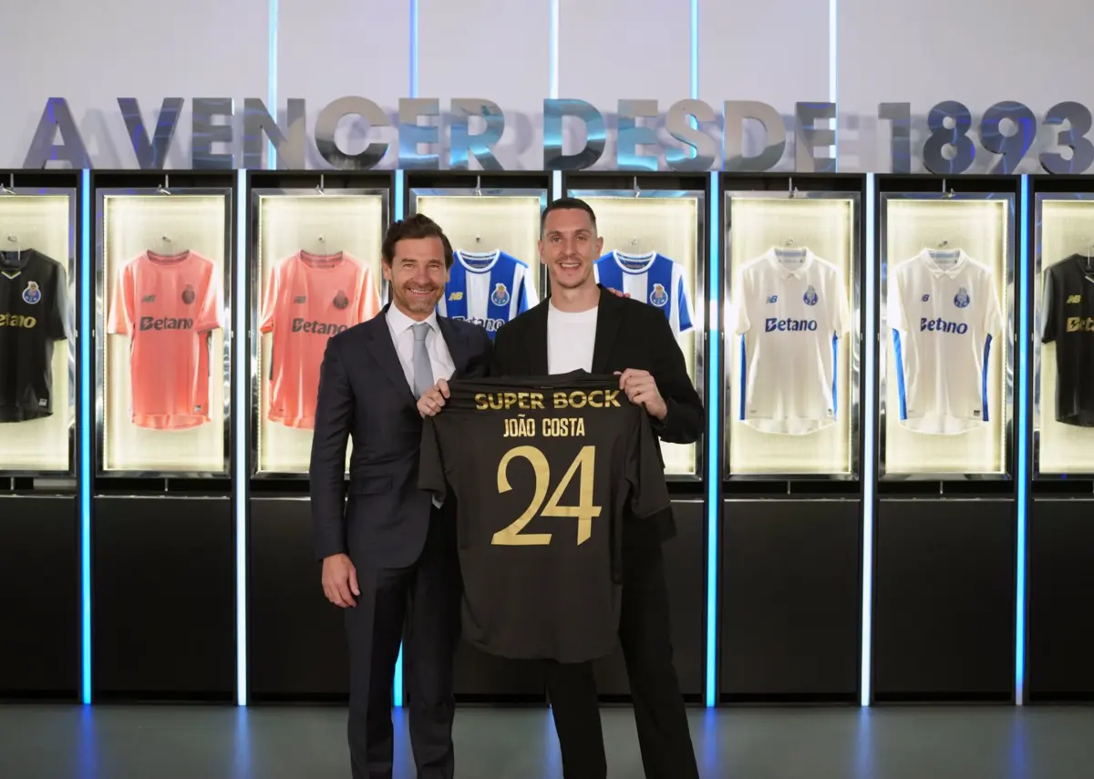 Imagem de contexto do artigo “Regressar ao FC Porto representa tudo para mim." João Costa assina pelos dragões até 2030