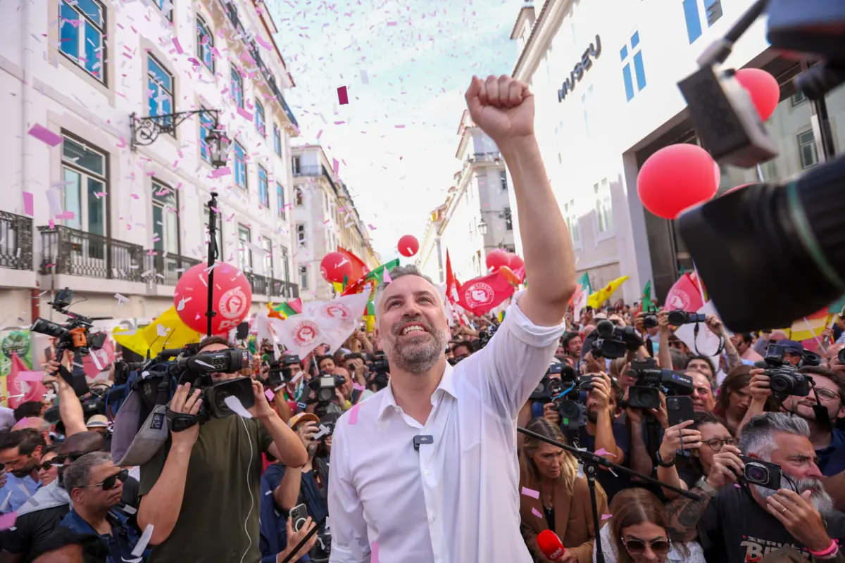Imagem de contexto do artigo Pedro Nuno Santos pede "que ninguém fique em casa" e mostra-se convicto que vai derrotar AD