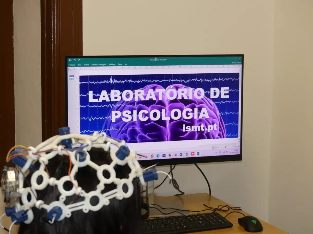 Imagem de contexto do artigo Instituto Superior Miguel Torga em Coimbra envolve alunos na investigação desde a licenciatura