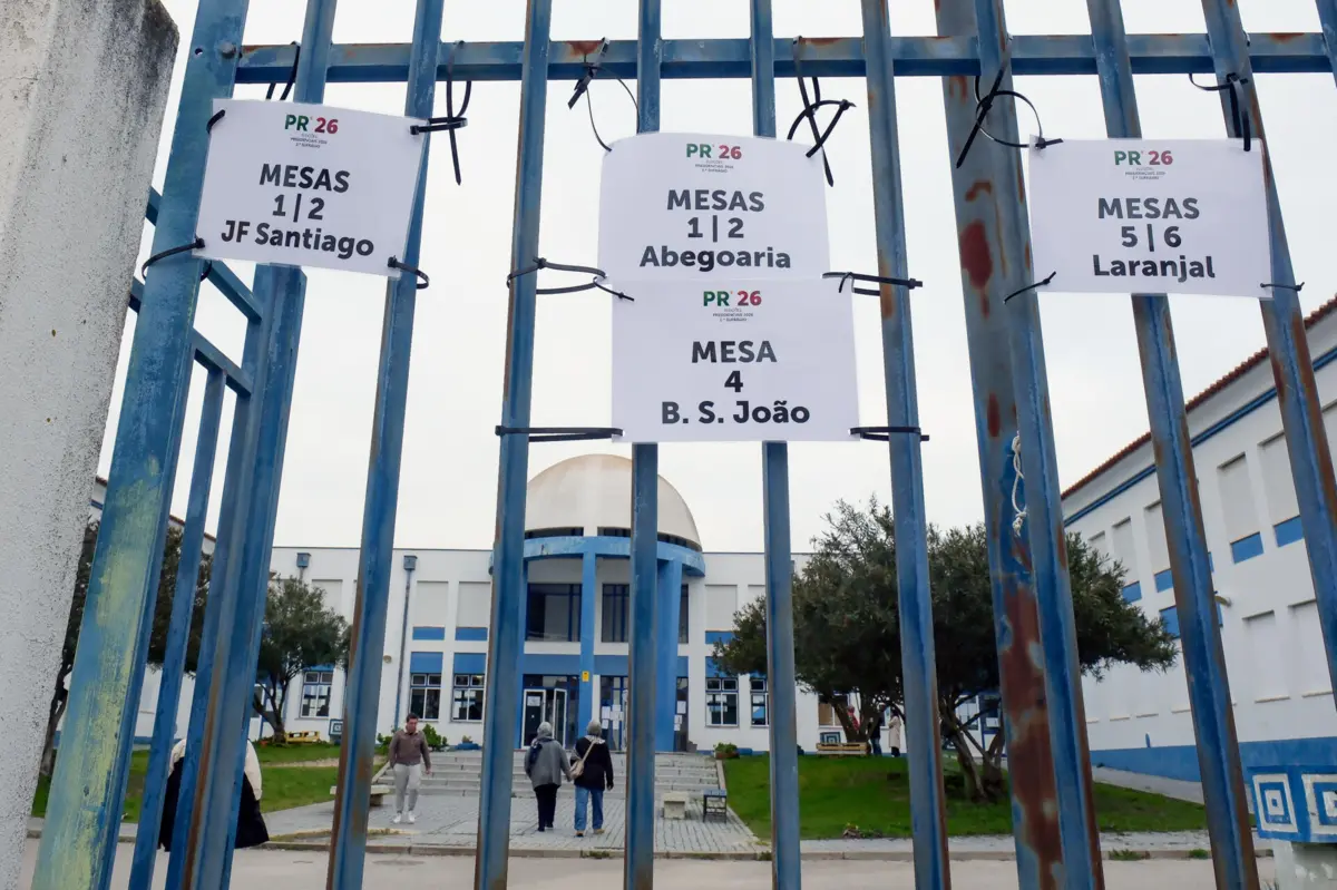 Imagem de contexto do artigo Votação decorre "dentro da normalidade" nas 20 freguesias e secções de voto afetadas pelo temporal