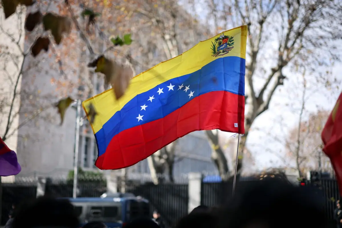 Imagem de contexto do artigo Libertado luso-venezuelano Manuel Enrique Ferreira González