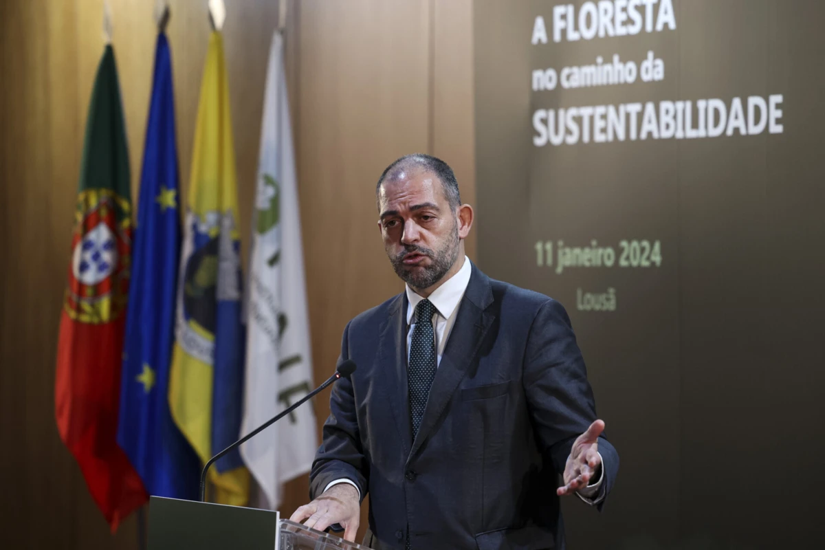 Imagem de contexto do artigo Ministro do Ambiente fecha medidas para gerir água no Algarve