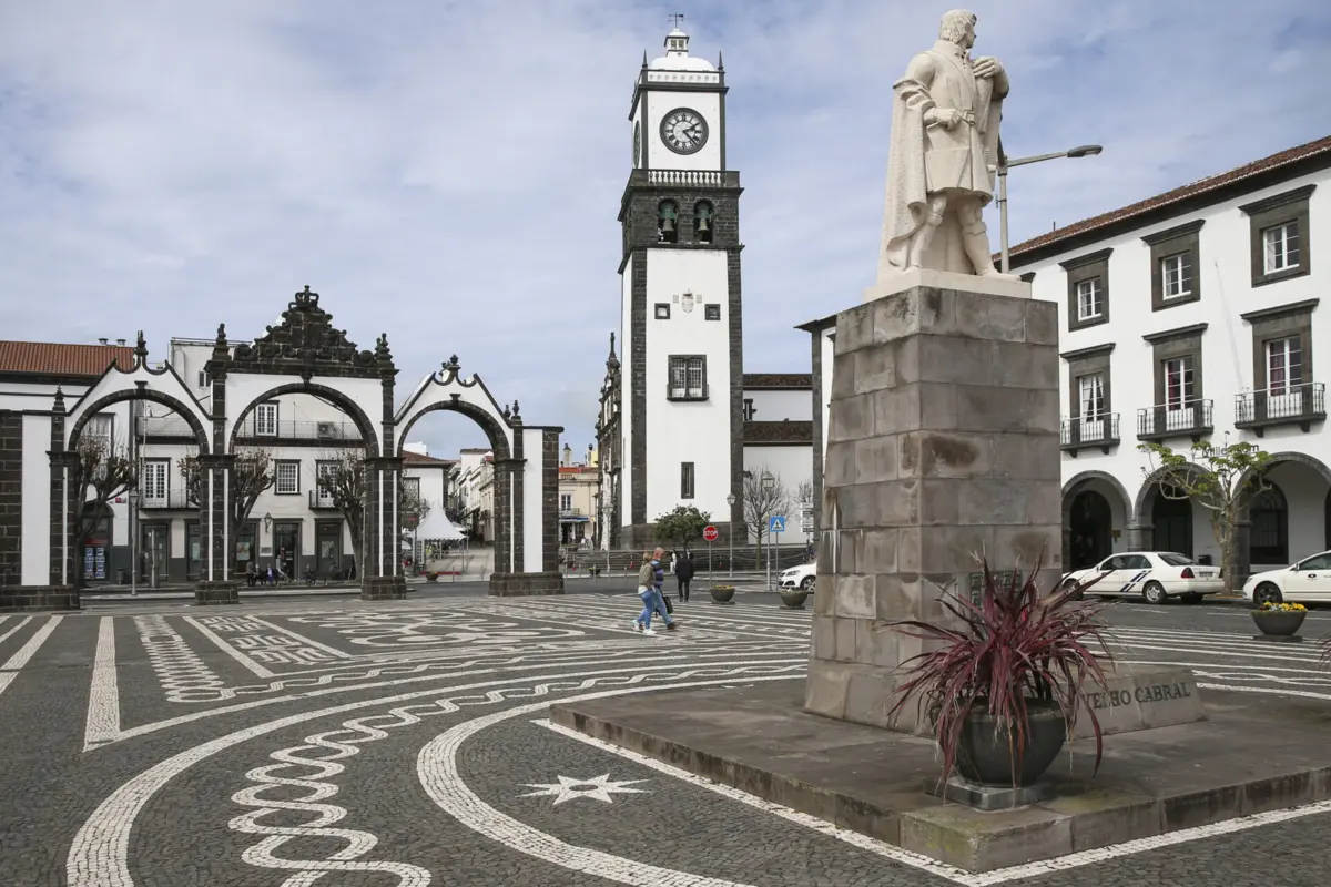 Imagem de contexto do artigo OE2025: Açores recebem 319,3 milhões de euros, mais 4,2 milhões do que em 2024