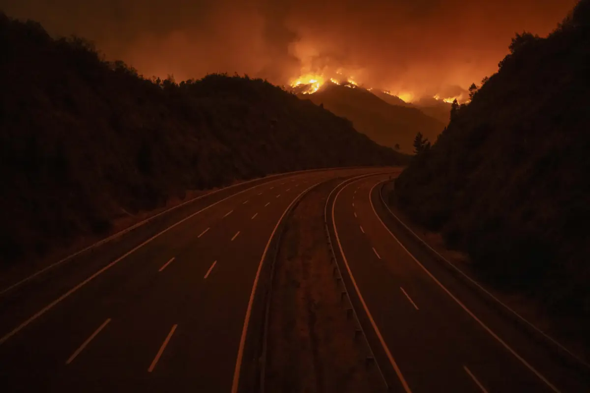 Imagem de contexto do artigo Espanha declara zona de catástrofe áreas afetadas por 113 grandes incêndios
