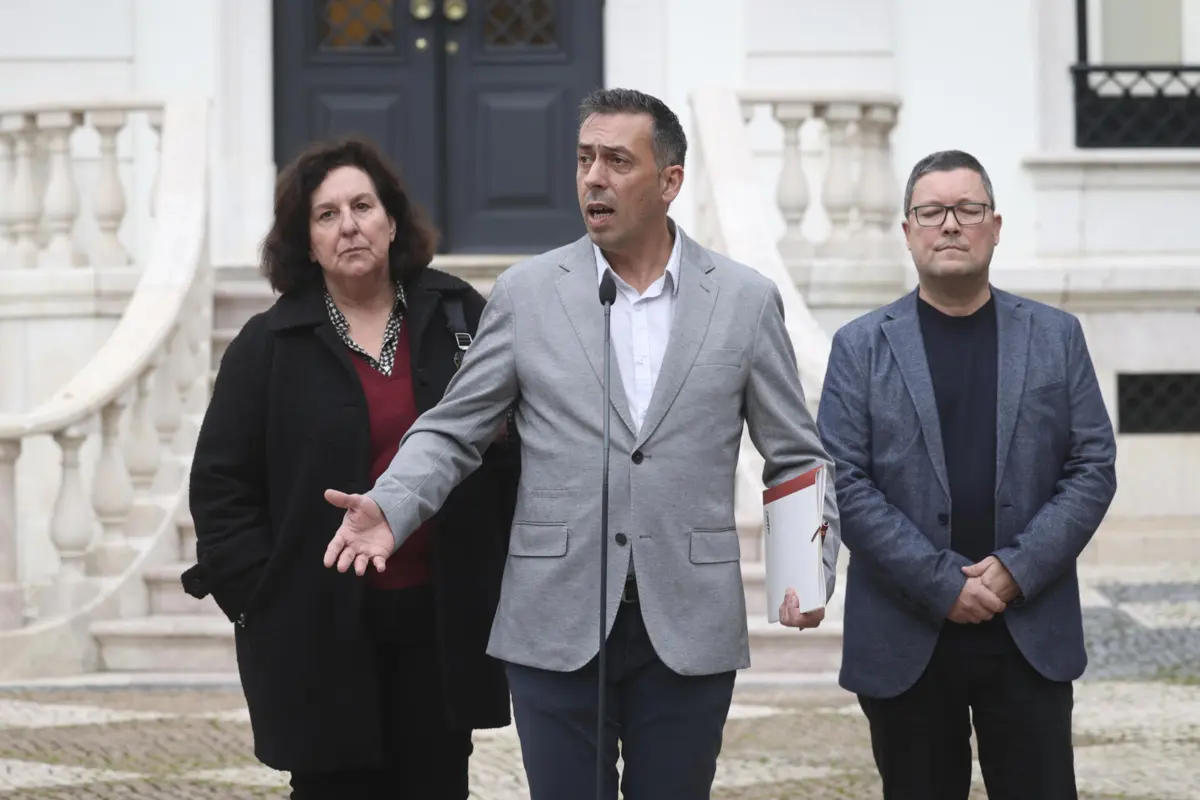 O secretário-geral da CGTP-IN, Tiago Oliveira, no Palácio de São Bento