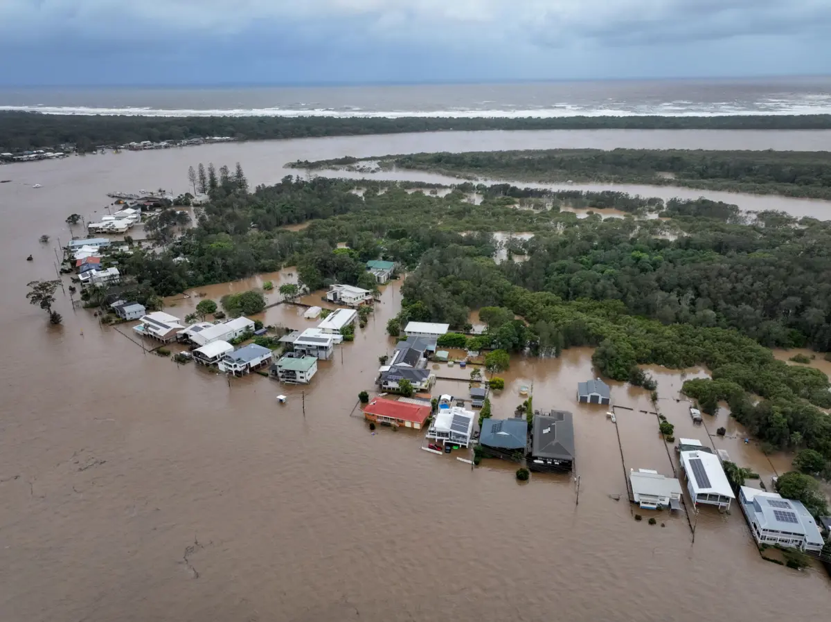 Águas mais quentes provocam mais humidade na atmosfera, o que leva a chuvas mais intensas