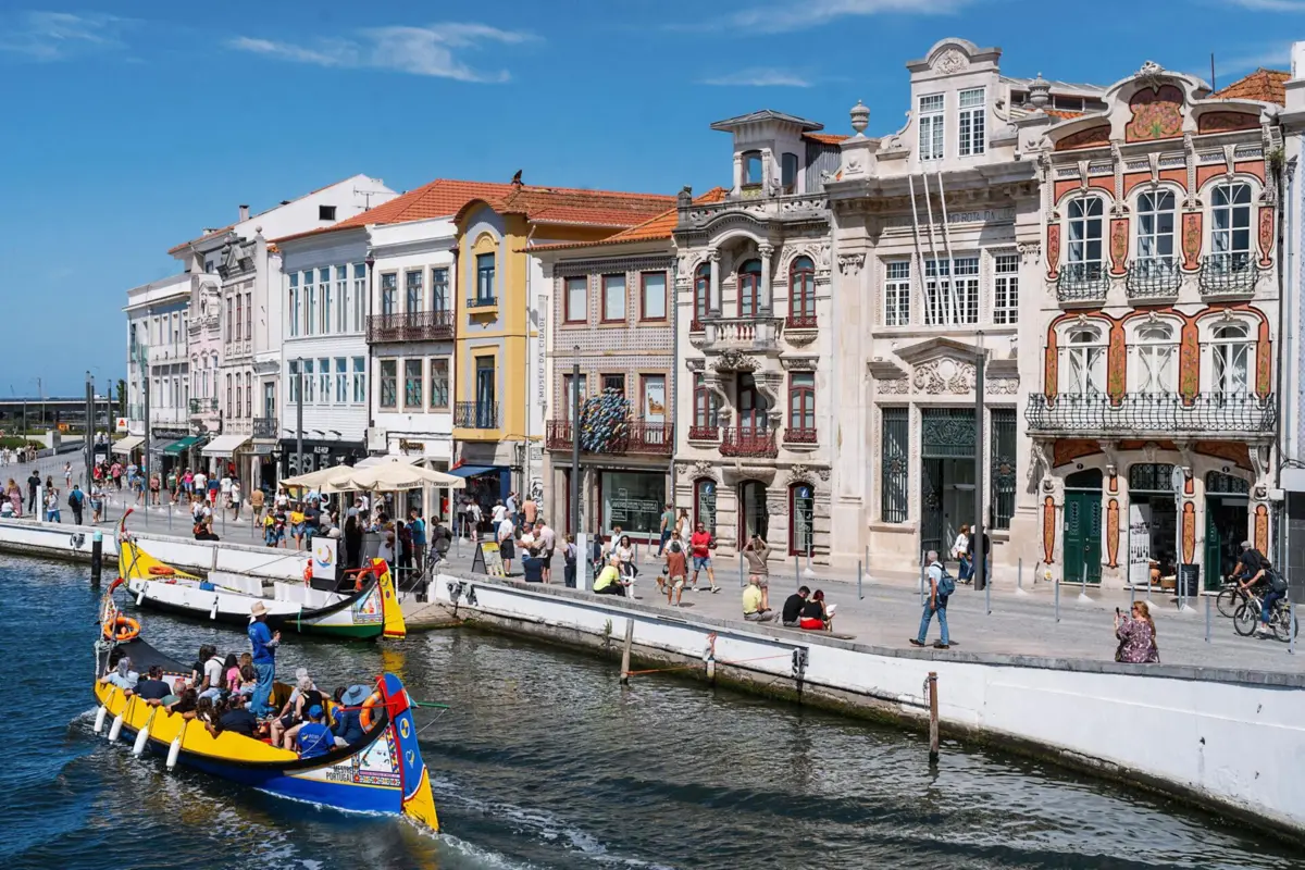 Imagem de contexto do artigo Moliceiros de Aveiro: UNESCO impede "perda de património cultural" ao "atrair atenção" para arte esquecida