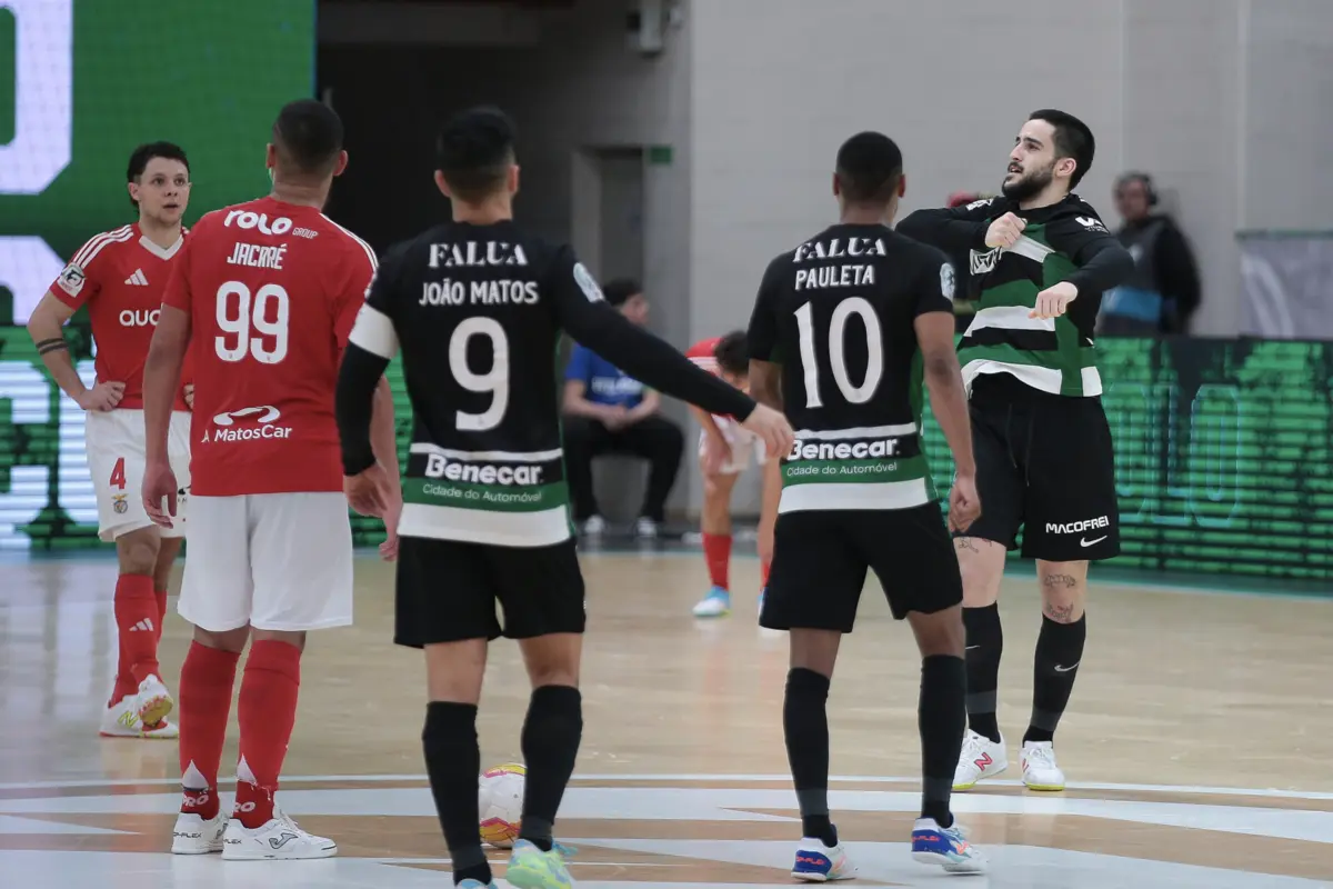 Imagem de contexto do artigo Sporting goleia Benfica e fica a uma vitória do inédito pentacampeonato de futsal