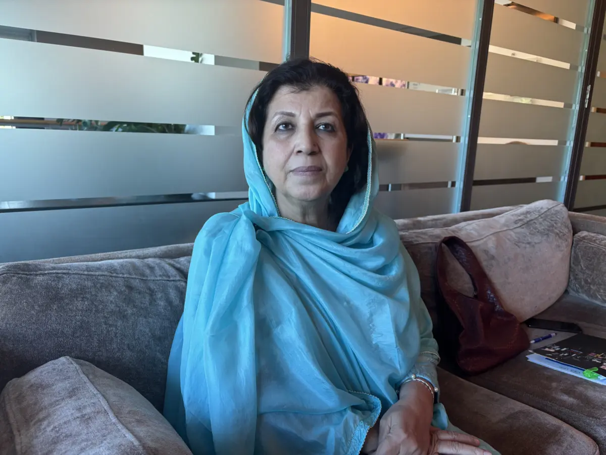 Imagem de contexto do artigo "Temos de trabalhar os jovens para pensarem como cidadãos ativos." Mossarat Qadeem, a paquistanesa que já evitou 13 atentados bombistas