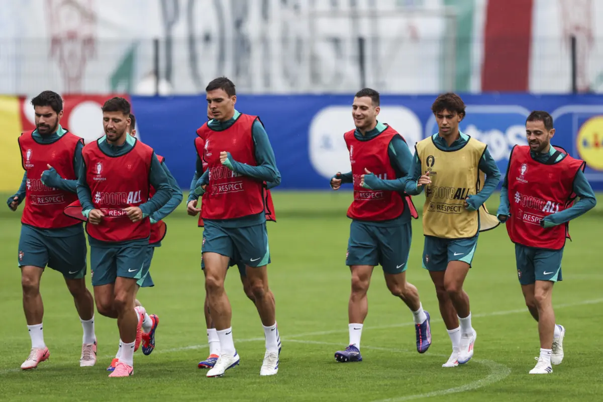 Imagem de contexto do artigo Portugal realiza último treino antes da Eslovénia com todos disponíveis