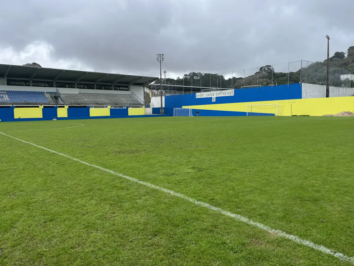 Imagem de contexto do artigo Sintrense ganha ao FC Porto nas "luzes da imaginação" e na alegria do roupeiro