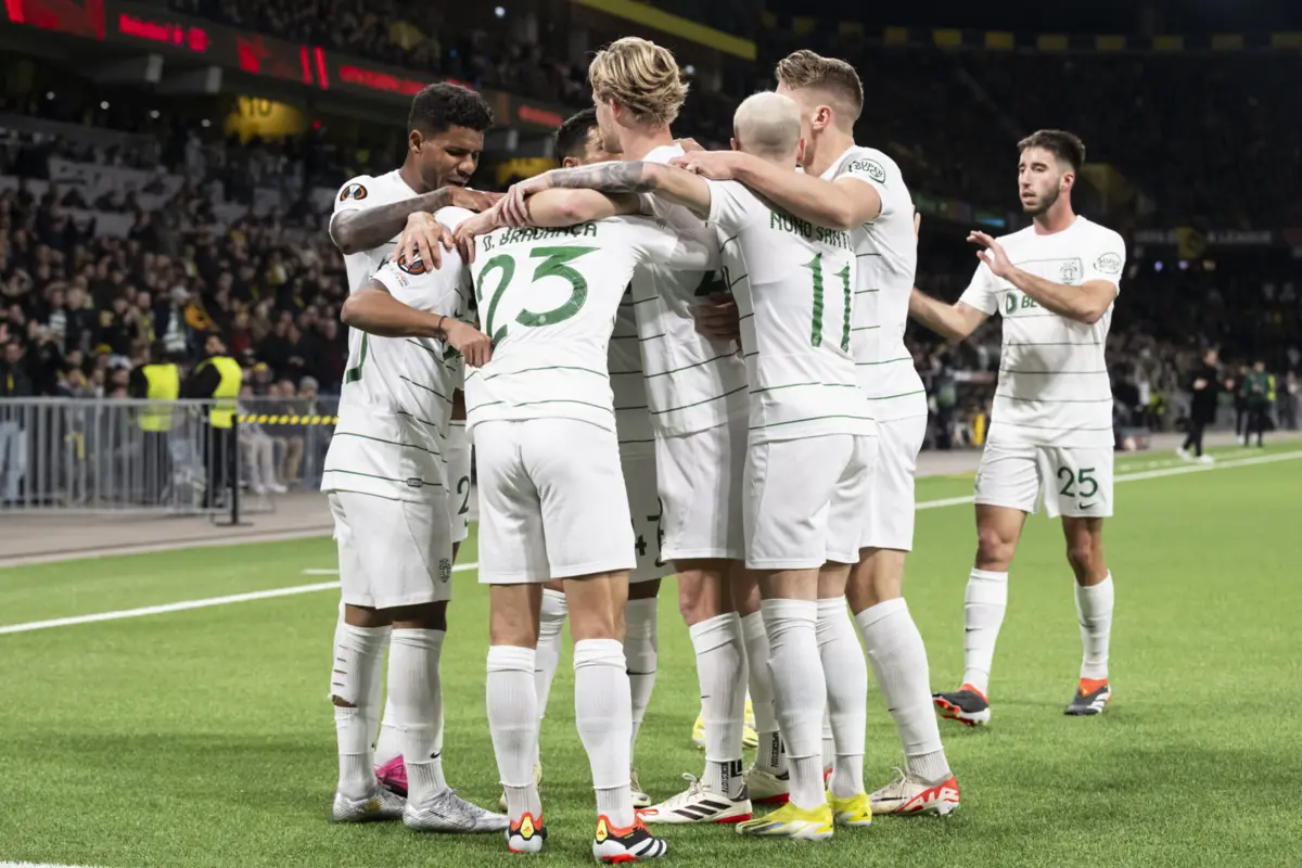 Imagem de contexto do artigo Vitória natural do Sporting no sintético do Young Boys começou com toque contranatura