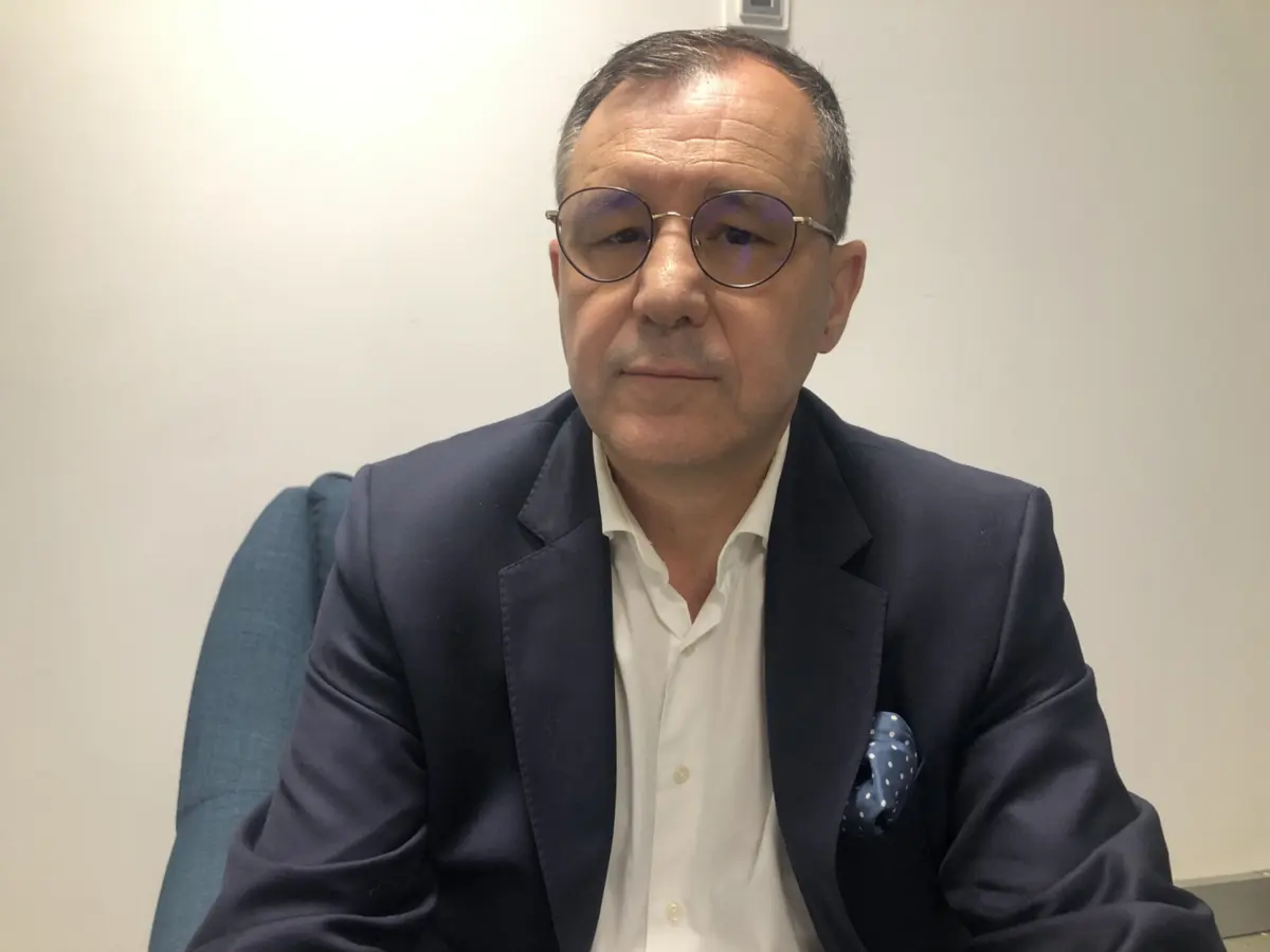 Imagem de contexto do artigo "Nunca tivemos um presidente, nem Hollande nem Sarkozy, com um corte tão real com a população. Esta semana, ninguém viu Macron"