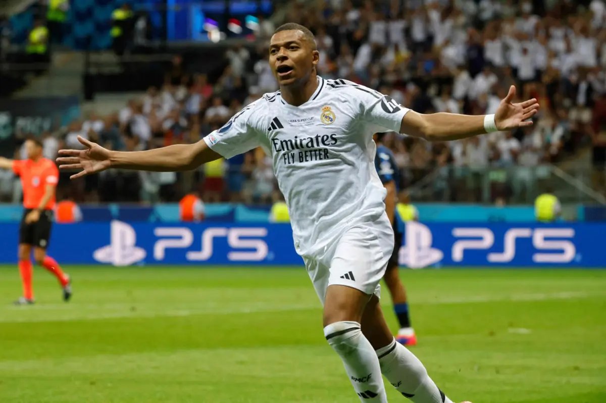 Imagem de contexto do artigo Real Madrid conquista Supertaça Europeia frente à Atalanta na estreia de Mbappé a marcar. Veja os golos