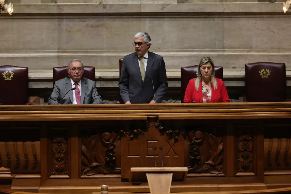 Imagem de contexto do artigo Sondagem: eleição de Aguiar-Branco sem entusiasmo. Impasse foi negativo, PS saiu-se bem